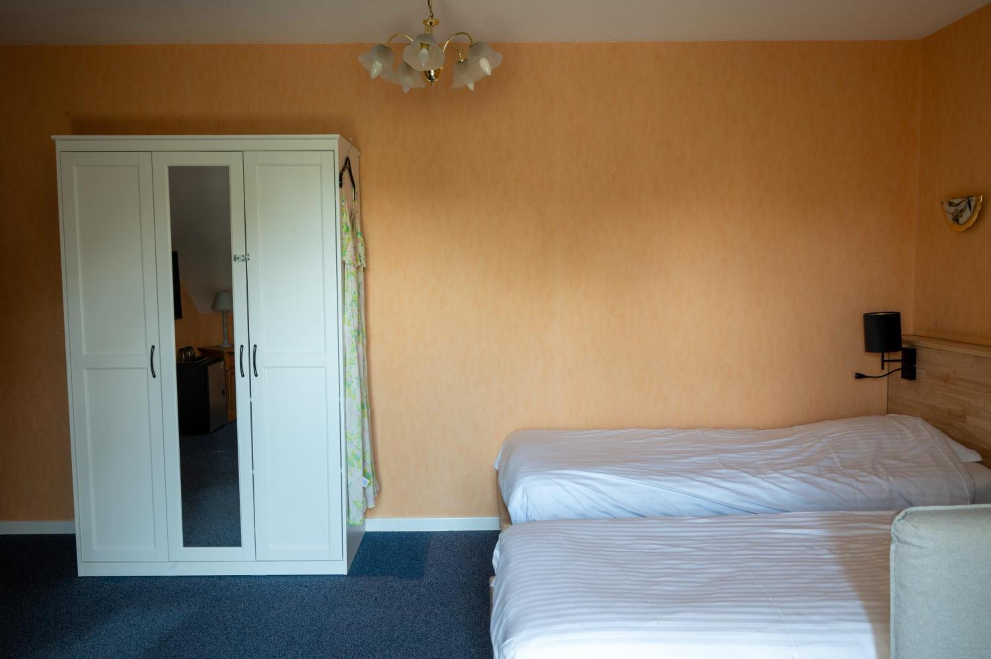 Hotel Canteklaar De Haan Luaran gambar